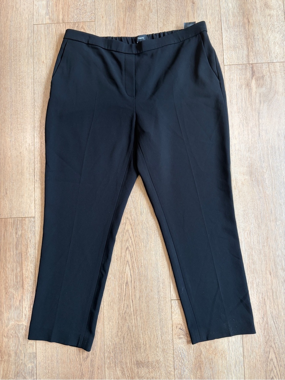 Theory Black Cropped Straight Leg Dress Pants Size 14